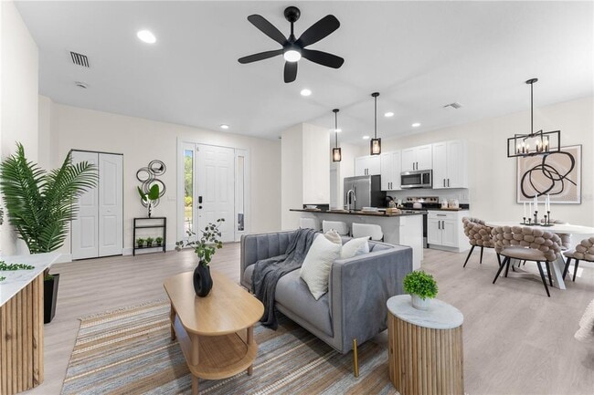 Foto del edificio - 2503 Dumont Ln