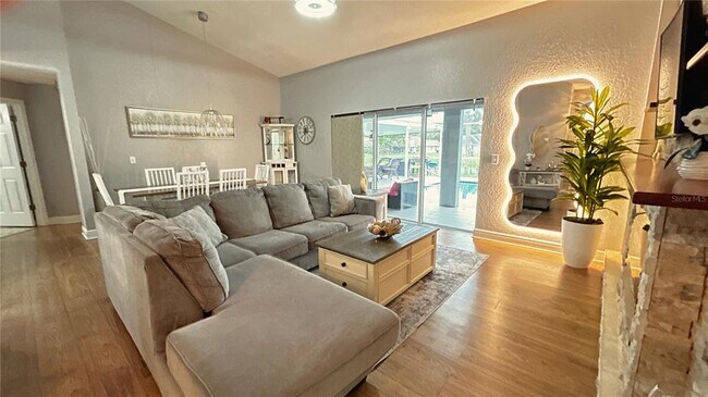 Foto del edificio - 3407 Silver Meadow Way