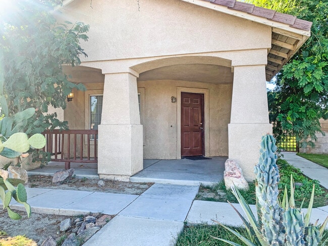 Building Photo - 44313 Larrea St