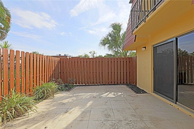 Foto del edificio - 1526 Park Meadows Dr