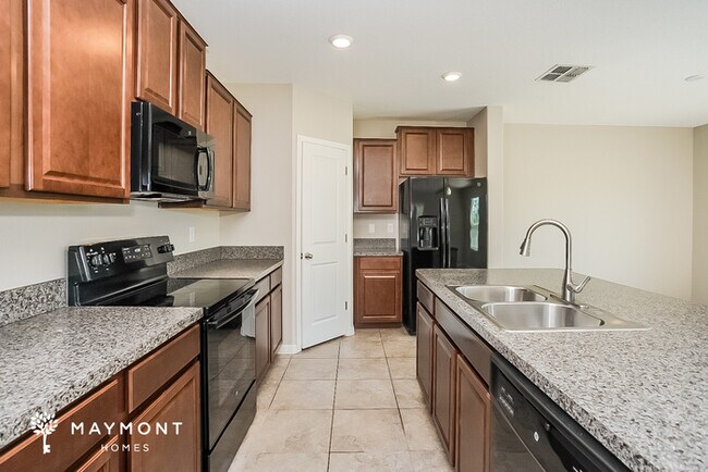Building Photo - 10251 Boggy Moss Dr