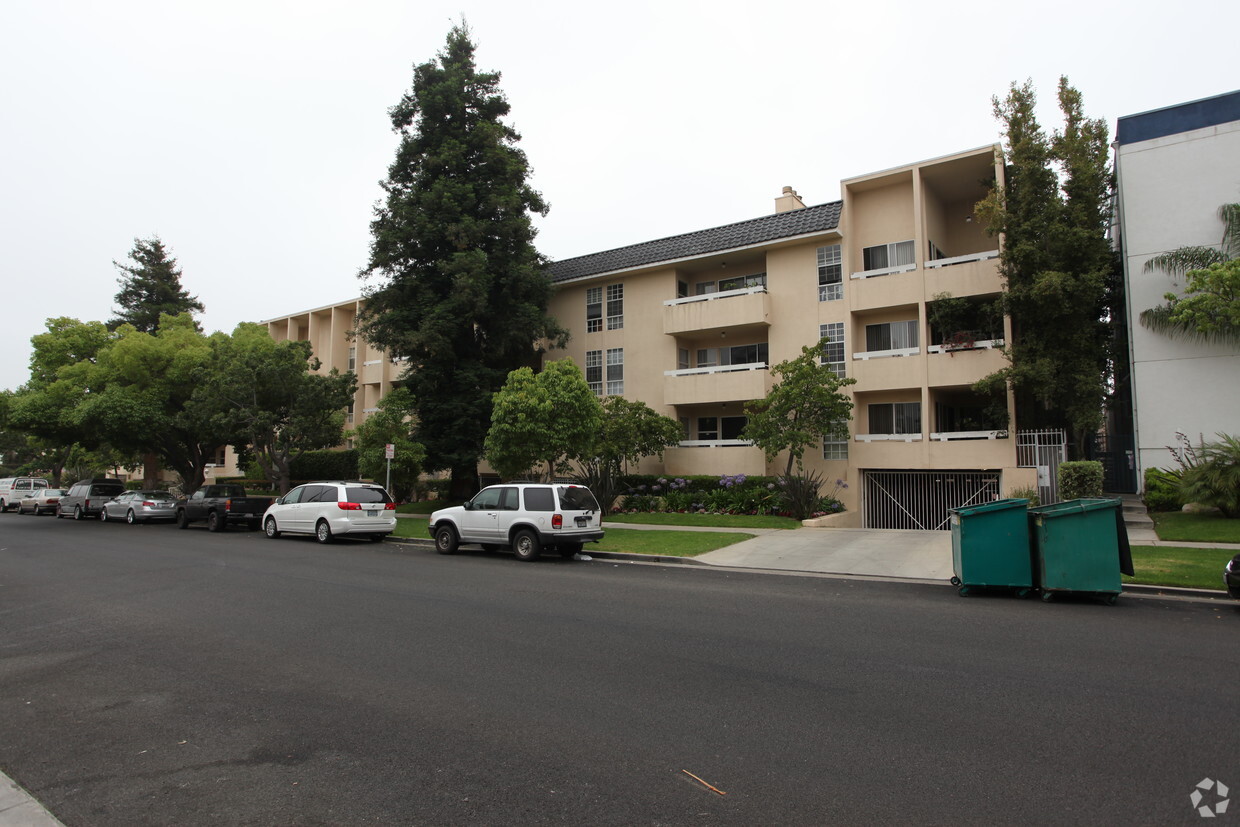 Building Photo - Santa Monica Euclid Plaza