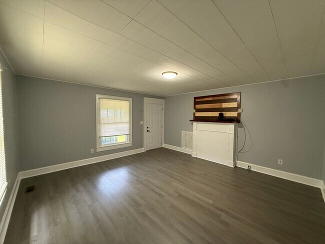 Foto del edificio - 1221 Wilson Ave SE