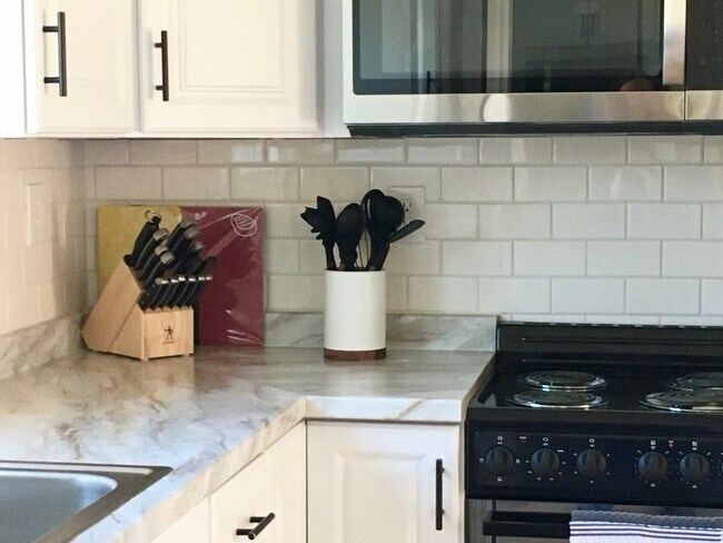 Foto del edificio - 4607 E Patrick Rd