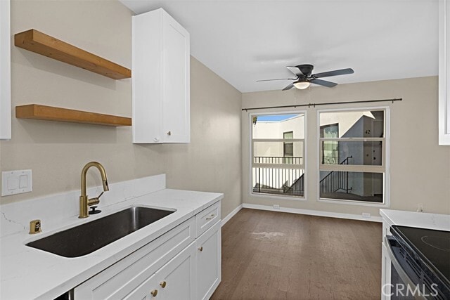 Foto del edificio - 6679 Linda Vista Rd