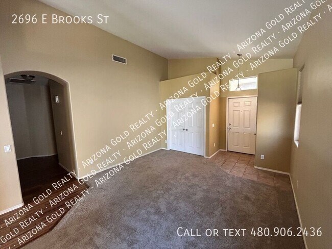 Building Photo - 2696 E Brooks St