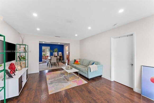 Foto del edificio - 2311 SW 2nd St
