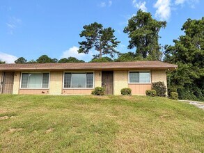 Building Photo - 3973 Teakwood Dr