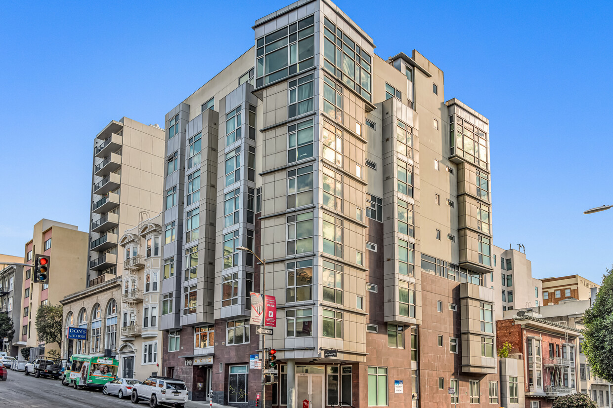 Primary Photo - 1299 Bush St