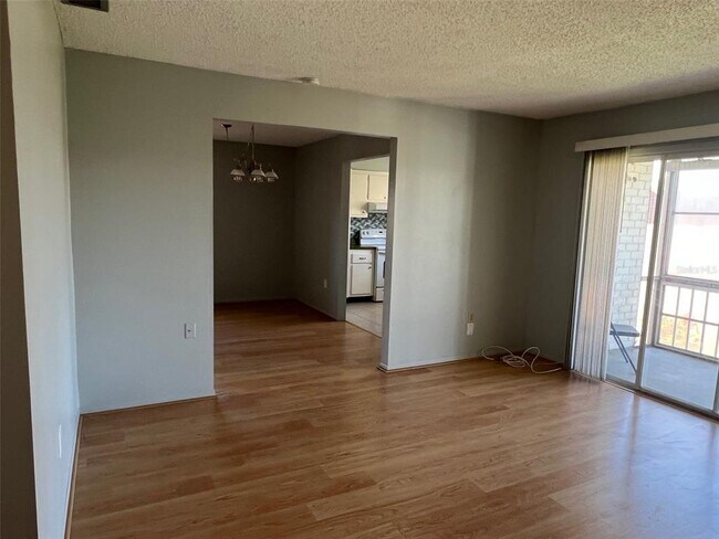 Building Photo - 3535 41st Terrace S