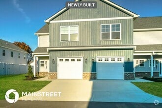 Building Photo - 2053 N Sarah Dr