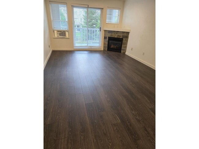 Building Photo - 20750 Duncan Way