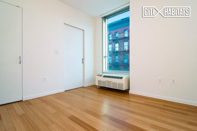 Building Photo - 220 Saint Nicholas Ave
