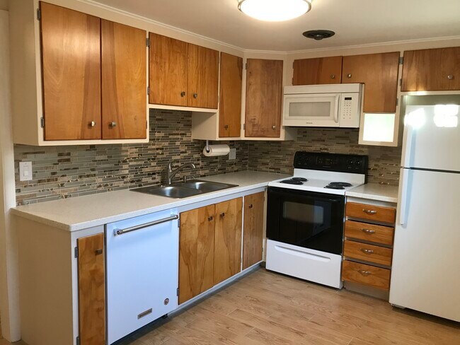 Foto del edificio - 975 W 300 N