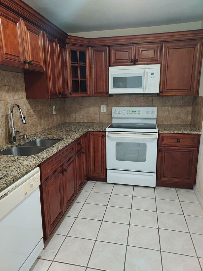 Foto del edificio - Move In Special 1st Month Rent Free- 1 Bed...