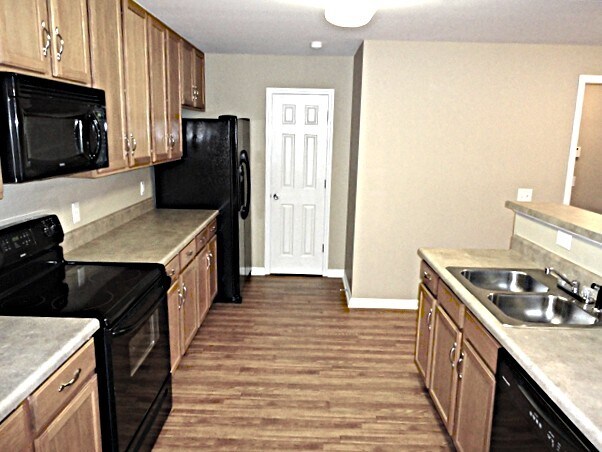 Foto del edificio - 836 Willow Bay Dr