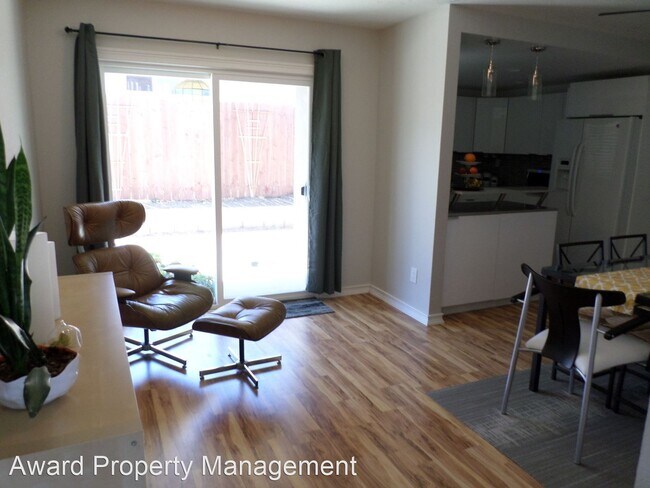 Building Photo - 3 br, 2 bath House - 740 Kimball Street