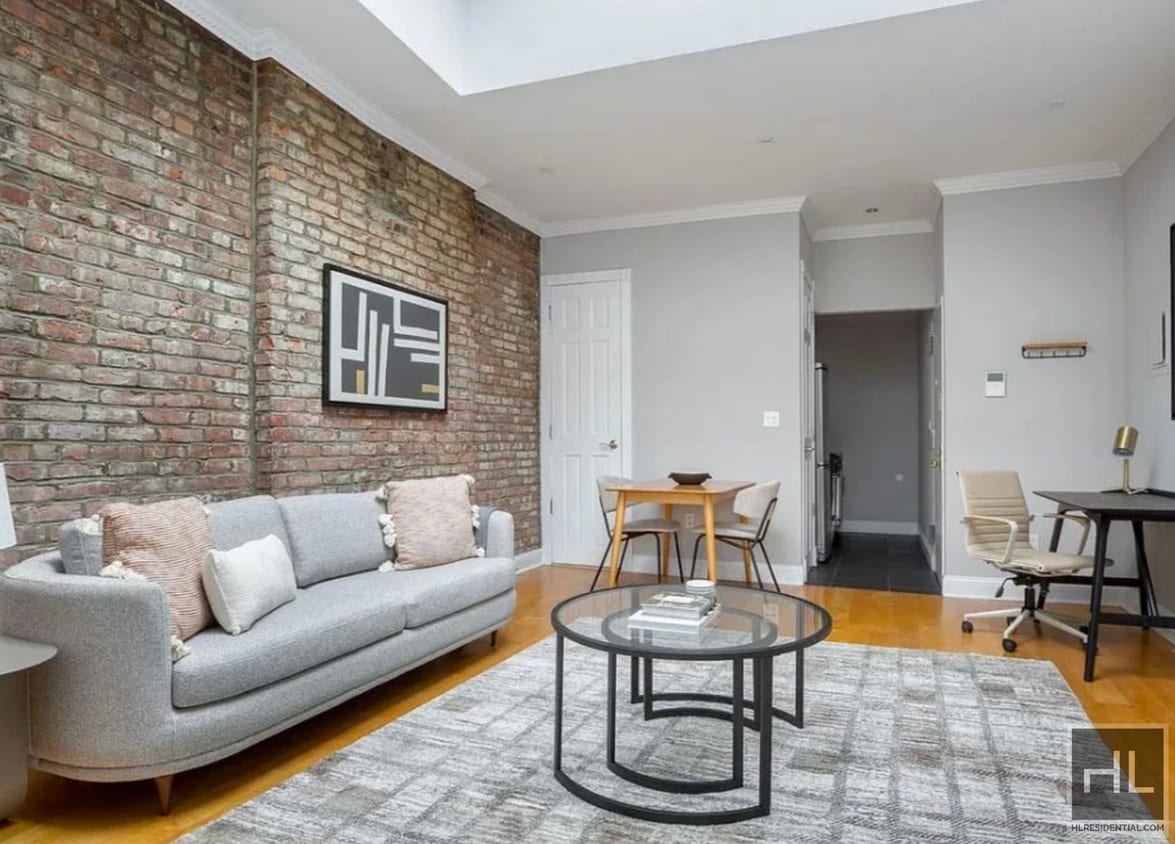 Building Photo - CHRISTOPHER ST.