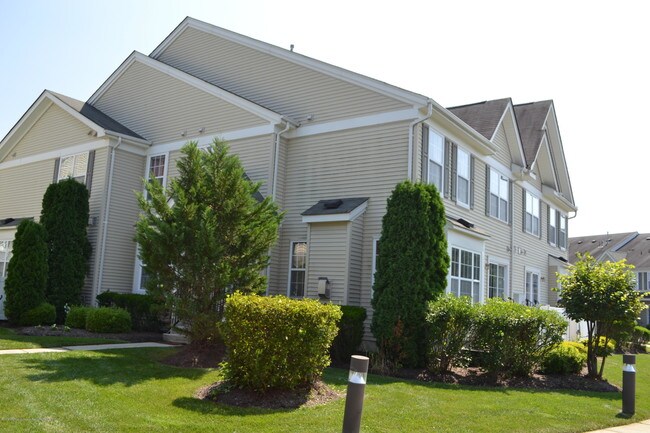 Building Photo - 292 Brookfield Dr