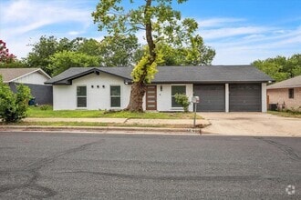 Building Photo - 1411 Manford Hill Dr