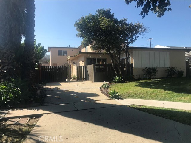 Foto del edificio - 3222 Newton St