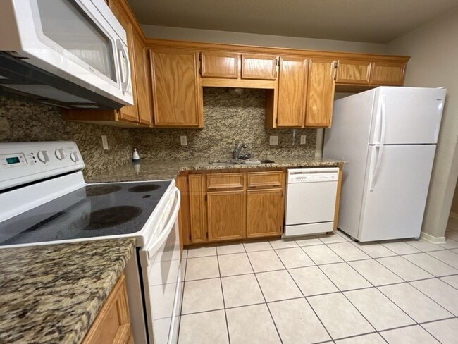 Building Photo - 4700 Pennington Ave