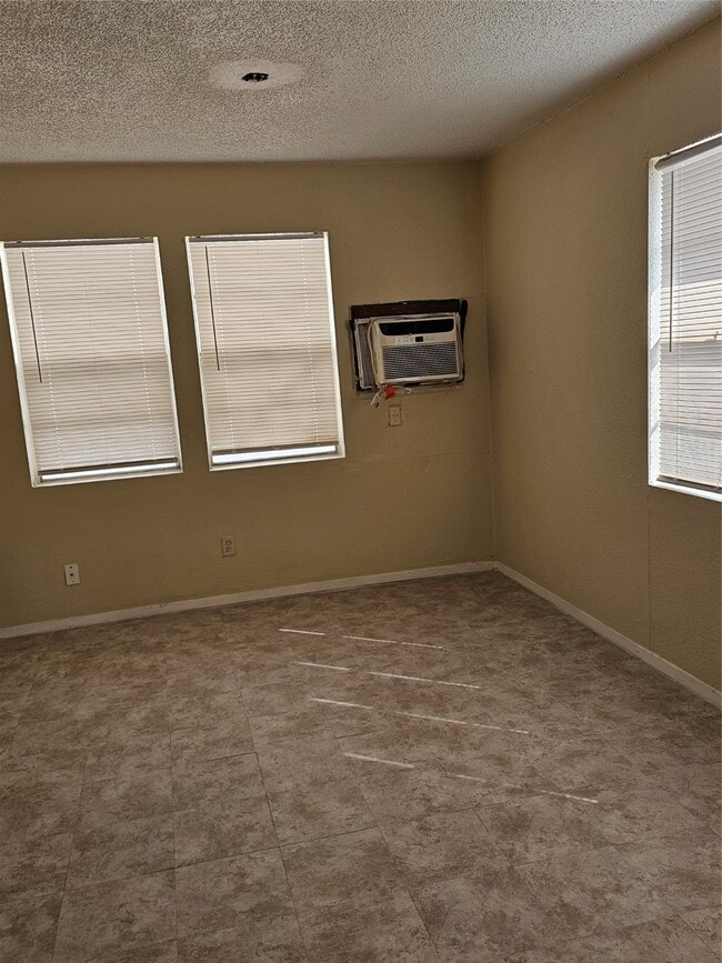 Building Photo - 5438 Kansas St