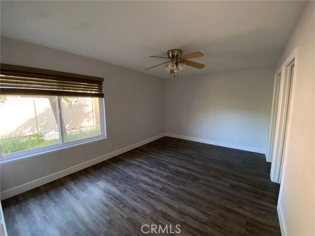 Foto del edificio - 22942 Vía Nuez