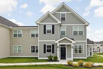 Cottage Style Private Entrances - Hickory Cottages