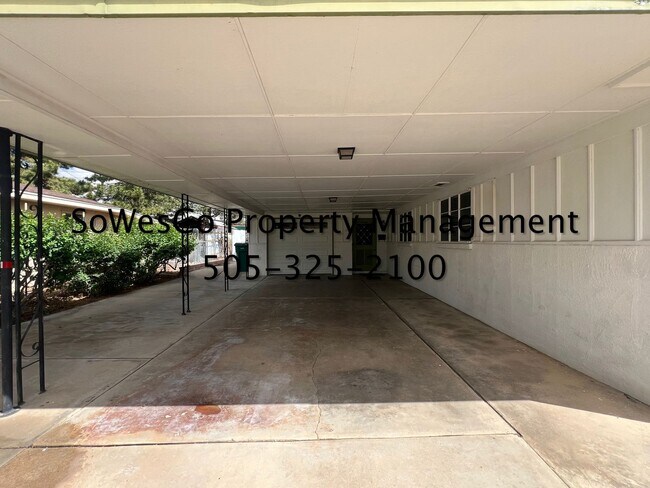 Foto del edificio - Beautiful 3 Bedroom 2 Bath home, with lots of upgrades