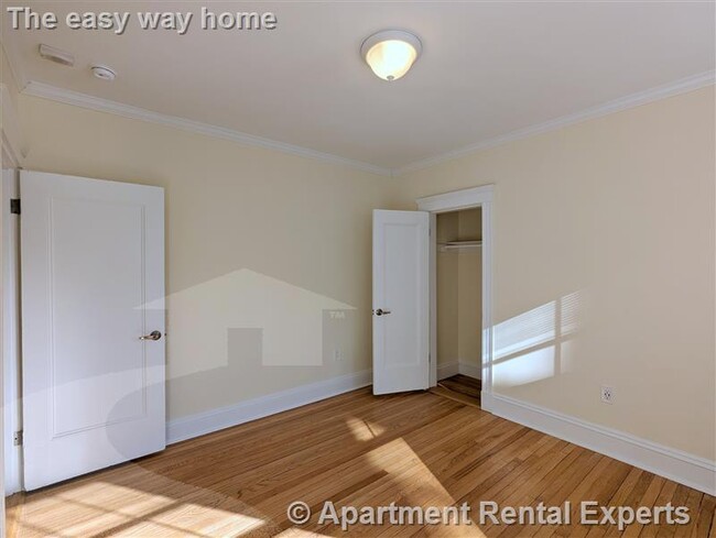Building Photo - 26 Chauncy St