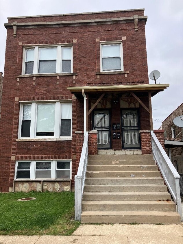 Primary Photo - 5740 W 22nd Pl