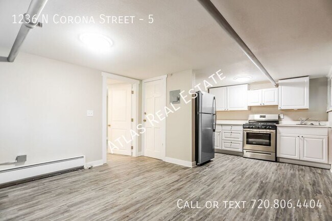 Building Photo - 1236 N Corona Street