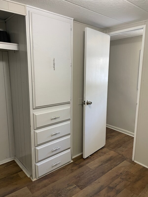 Building Photo - 6551 Char Ln