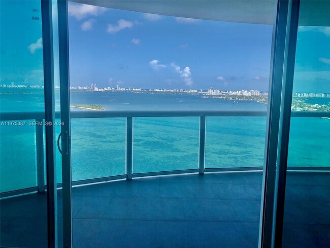 Building Photo - 1800 N Bayshore Dr