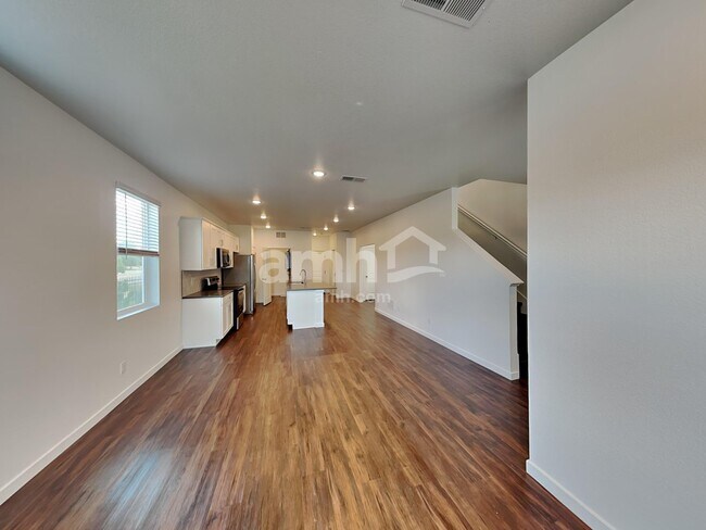 Foto del edificio - 23596 E 2nd Pl