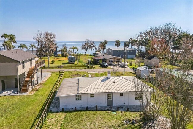 Foto del edificio - 9400 NE 307th Ct