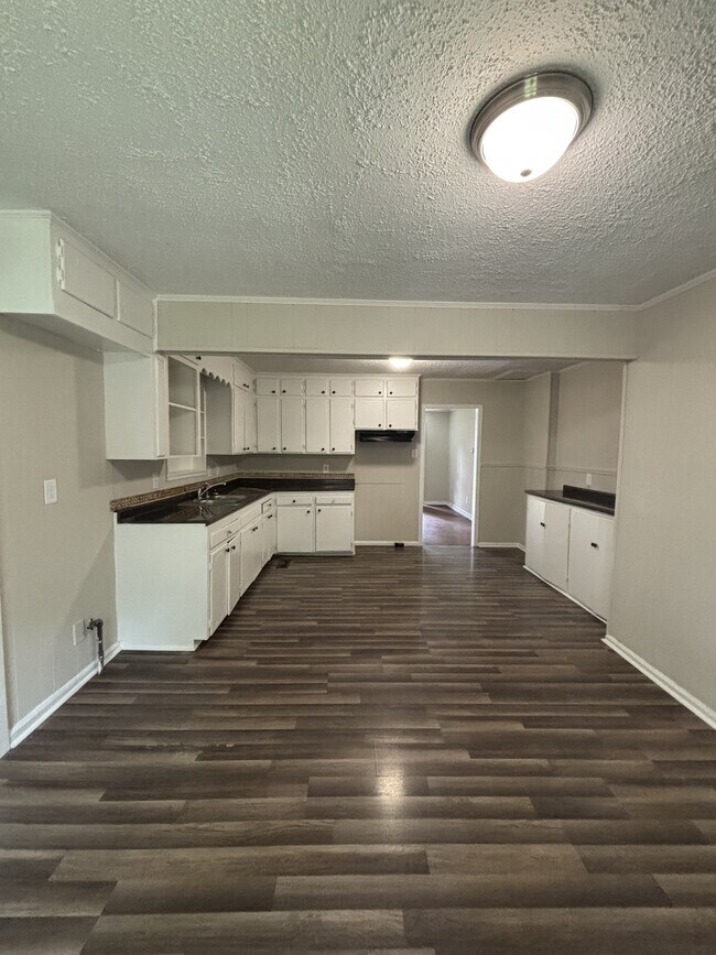 Foto del edificio - 1300 33rd St Ensley