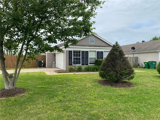 Foto del edificio - 2911 Beech Ave