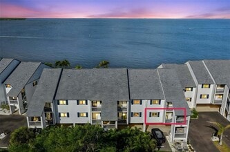 Building Photo - 812 Bahia Del Sol Dr
