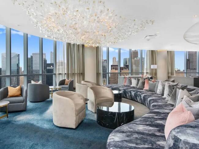 Foto del edificio - 700 W Madison St