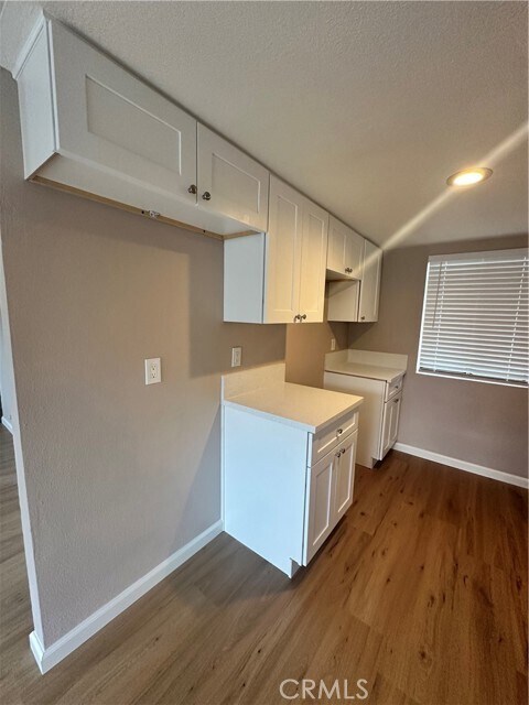 Foto del edificio - 4971 Brooks St