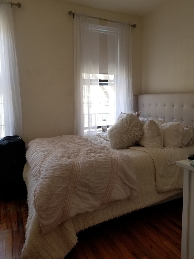 Primary Photo - 114 E 25th St