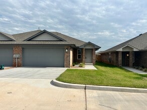 Building Photo - 19601 N Pennsylvania Ave