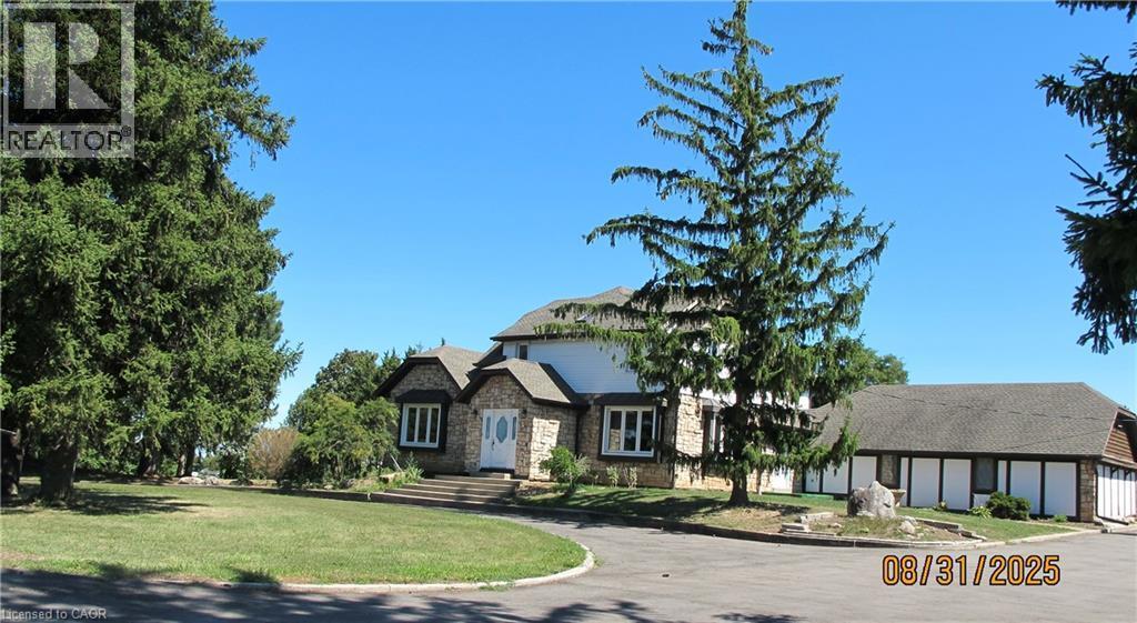 Photo principale - 580 3rd Rd E