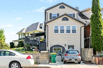 Building Photo - 210 W Dauphin St