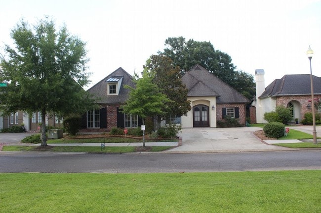 Building Photo - 114 Woodsboro Drive