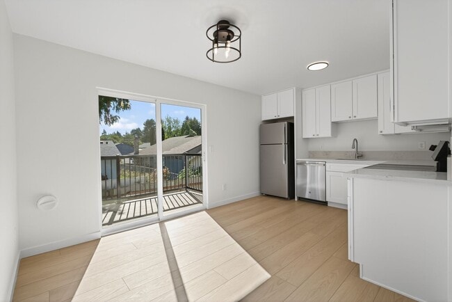 Interior Photo - Pine Grove