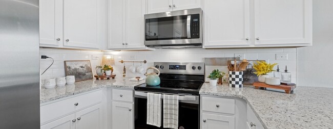 Building Photo - 212 Redgrave St