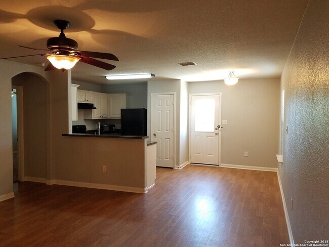 Building Photo - 11459 Coral Canyon